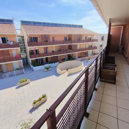 Parvis : Calme, Vue, Elegant, Spacieux, Securise Et Apartmán Agde